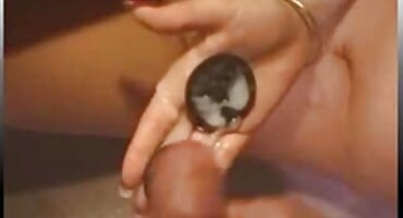 xreindeers sex Cô gái đã giáng phim sex đẹp một đòn vào một người chú say rượu.